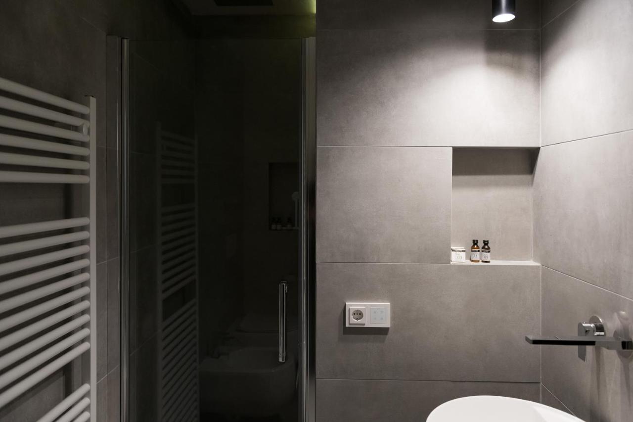Civico 2 Apartment Costa Volpino Exterior photo